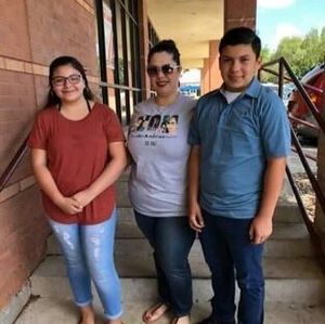 Meet your Posher, Isabel